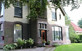 Het Doktershuys Bed And Breakfast